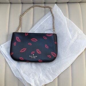 Kate Spade New York Madison Lip Toss Pochette black saffiano leather valentine’s